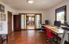 Casă de lemn pe malul lacului, Balotești — 7 camere - 14