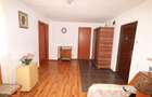 Garsoniera de vanzare in zona Penny Obor , etaj 3 (mansarda) - 2