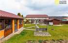 Casa, anexe, 3762 mp teren, 25000 mp padure, Comanesti, jud. Bacau - 8