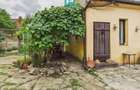 Apartament la casă cu 3 camere în Pârneava - 2