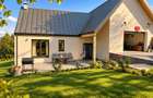 Casa moderna cu 2.216mp teren spectaculos: liniste, natura, priveliste montana,