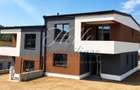 Duplex 4 camere 119.95 mp teren 245 mp in Floresti zona Vivo - 1
