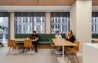 Birouri ce pot fi personalizate pentru 10 persoane în Spaces Expo - 4