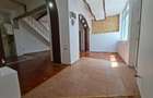 Piata Unirii, Calea Calarasilor, Hala Traian, PROPRIETAR, vand casa P+M, 4 cam. - 3
