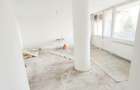 Vand 3 camere si 2 bai zona Centru Civic