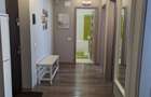 Langa Mall Coresi, in complexul Urban, 2 camere mobilate, 550 euro/luna - 7