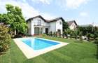 Vila cu piscina si gradina, zona Iancu Nicolae - 1