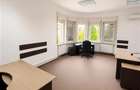 Spatiu pretabil:birouri/ cabinete/ servicii, acces stradal,curte proprie,Central - 1