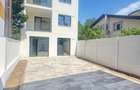 Apartament - 3 camere - decomandat - Calea Calarasilor - Comision 0% - 10
