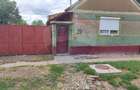 Casă cu 2 dormitoare si anexe gospodaresti de vanzare Cefa central - 7