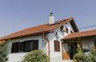 Casă solid construită, teren generos de 1.400 mp, Vâlcele
