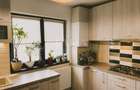 Apartament modern 3 camere în Europa - 2
