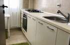 3 camere între metrou Unirii și Tineretului, Parcul Carol, vedere Casa Poporului - 5