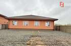 Duplex pe parter 4 camere Ghiroda - 1