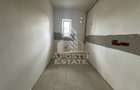 Apartament cu 2 camere, etaj intermediar, decomandat, Giroc - 4