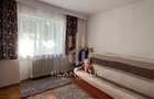 Apartament 3 camere ,ultracentral Biblioteca Judeteana,etaj 1 , garaj sub bloc i - 13