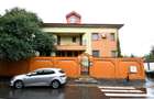 Vila spatioasa, pretabil pentru locuit/clinica, zona Micro 17 – Galati - 1