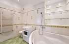 Unfurnished 3-Bedroom Apartment | Arch of Triumph - Kiseleff | Garage & Storage - 12