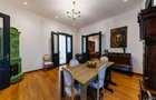 Casa cu Personalitate – Un Amestec Fascinant de Stil Istoric și Contemporan - 5