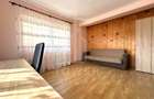 Apartament cu 3 camere, 2 băi și loc de parcare în curte – Turnișor