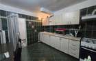 Apartament 3 camere foarte spatios,  cu centrala proprie, in zona Pacii, cartier - 7