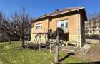 Casa de vanzare l 1040 MP Curte l Front 35 MP l Grigorescu - 1