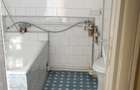 Victoriei, apartament in vila semidecomandat
