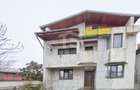 Casă 11 camere cu livadă | Dragomirești-Deal | De Închiriat - 23