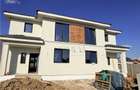 Duplex superb - bucatarie inchisa - teren 375 mp - canalizare - 3