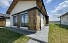 Casa 3 camere de vanzare in Sub Coasta - 1