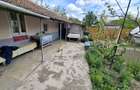 Casa paianta locuibila. Teren 1772 mp, desch. 30 ml. Asfalt, curent, apa, canal. - 6