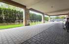 Apartament 3 camere zona Coresi cu parcare - 20