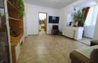 Apartament cu 2 camere bucatarie inchisa si balcon in zona Hipodrom 2 - 2