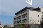 Pers fizica vând apartament decomandat cu 2 camere si loc de parcare inclus  - 1