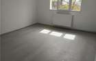 Ap 2 camere D, 56mp, et2, renovat, geam la baie, Nicolina - 2