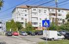 Apartament cu doua balcoane, decomandat, etaj intermediar - 5