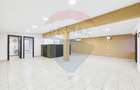 Spatiu comercial versatil in zona Prelungirea Ghencea/Pasajul Domnesti - 3