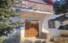 Casa individuala in Barnova, aproape de Primarie - 2