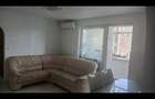 Vând apartament pe str. Libertatii nr 8 (trecere pietoni spre piață) - 2