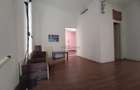 Casa spatioasa cu 7 camere, zona Bd. Brancoveanu, acces facil metrou - 14