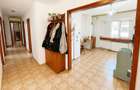 5 camere Cal. Martirilor Comision 0 - 110.000 Euro - 2