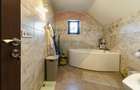 Casa de Poveste - Feldioara, str. Barsei/ 4 camere/ curte! - 32