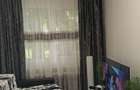 De vanzare apartament 3 camere – Micro 40 – Parter cu gradina - 2
