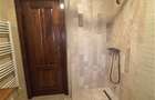 Casa individuala cu personalitate, strada privata cu acces securizat, Europa - 10