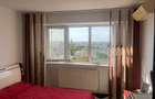 Proprietar apartament 3 camere, loc parcare - 12
