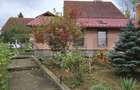 Casa deosebita, 3000 mp teren, 6 camere zona linistita - Barcani - 2