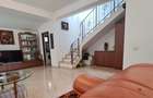 Otopeni Vanzare Vila  Duplex (4 camere )240 000eur - 3