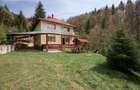 Casa de vacanta sau pensiune in Dâmbovicioara 5 camere, 5 bai, 6412 mp teren - 7