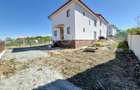 Casa tip duplex, la alb - Sura Mica - COMISION 0 - 3
