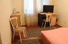 Vând apartament decomandat, 2 camere, etajul 2 / 4, Băile Herculane, zona Piață - 7